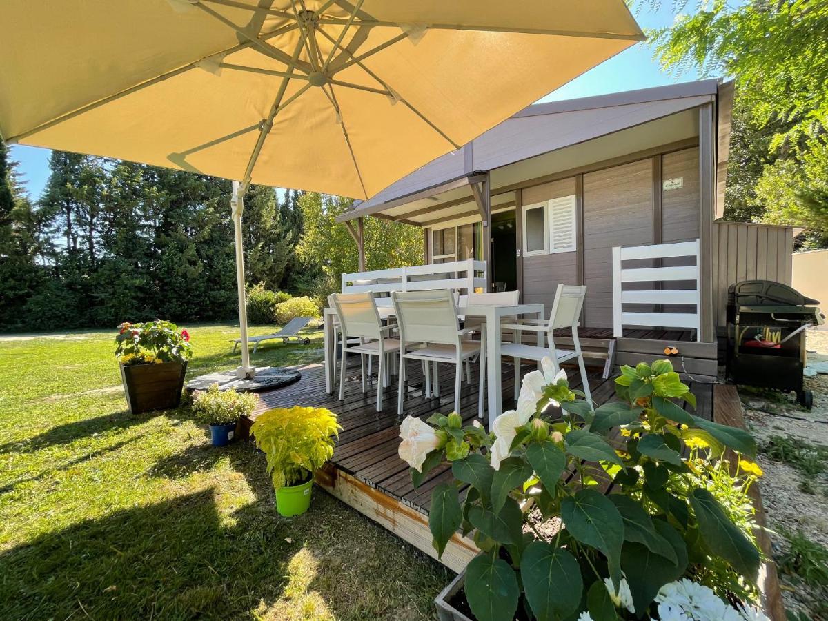 Avignon, Joli Chalet En Campagne Tres Proche De La Ville Eksteriør billede