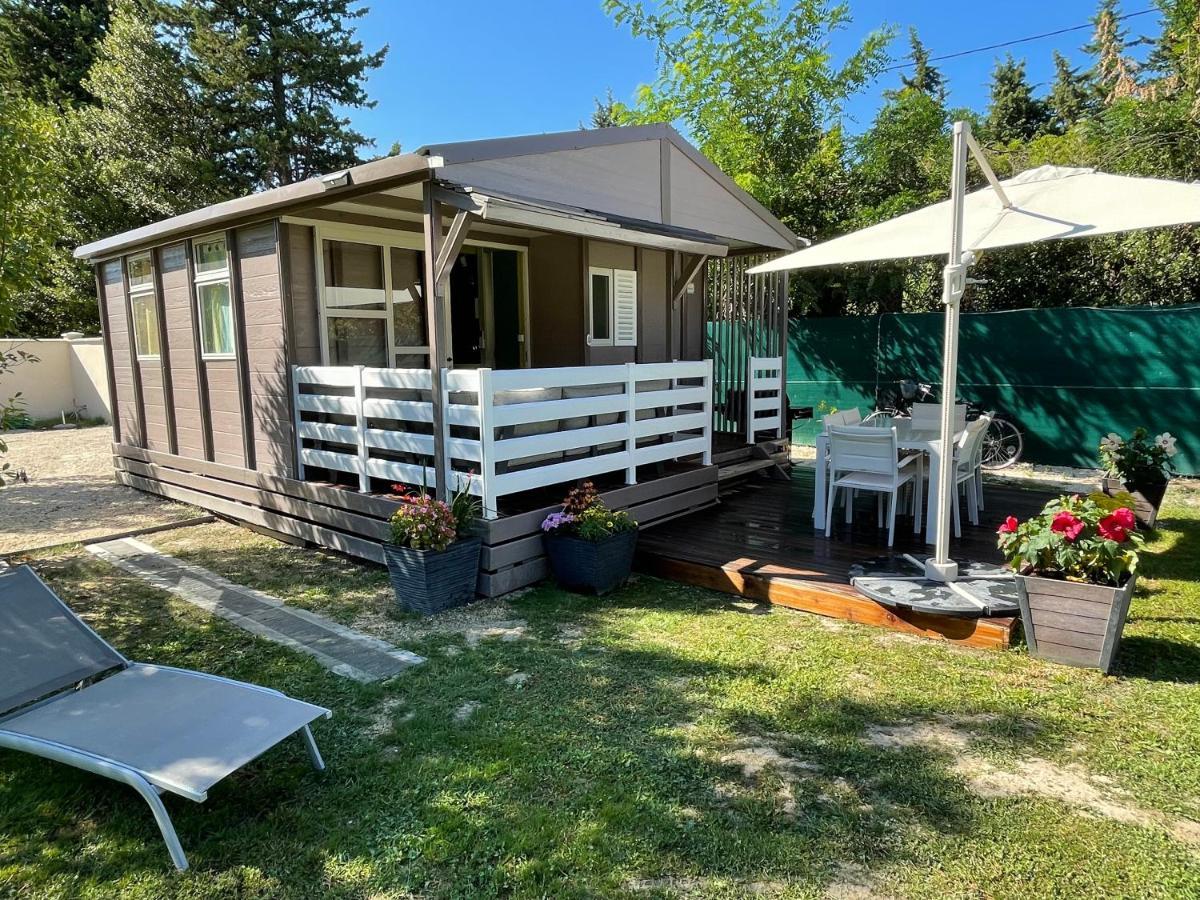 Avignon, Joli Chalet En Campagne Tres Proche De La Ville Eksteriør billede